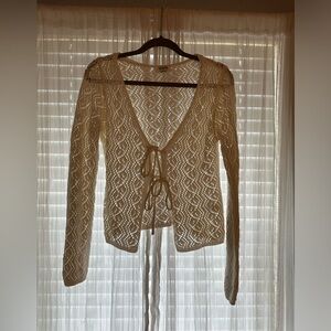 Women’s knit top